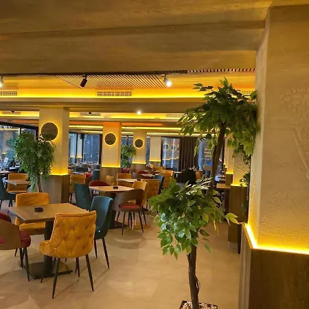 Pleasure Lux Milmari-kopaonik *